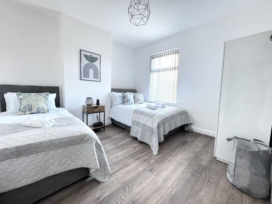 Stylish Home In York - Free Wifi & Parking - Close To Racecourse & City Centre Exterior foto